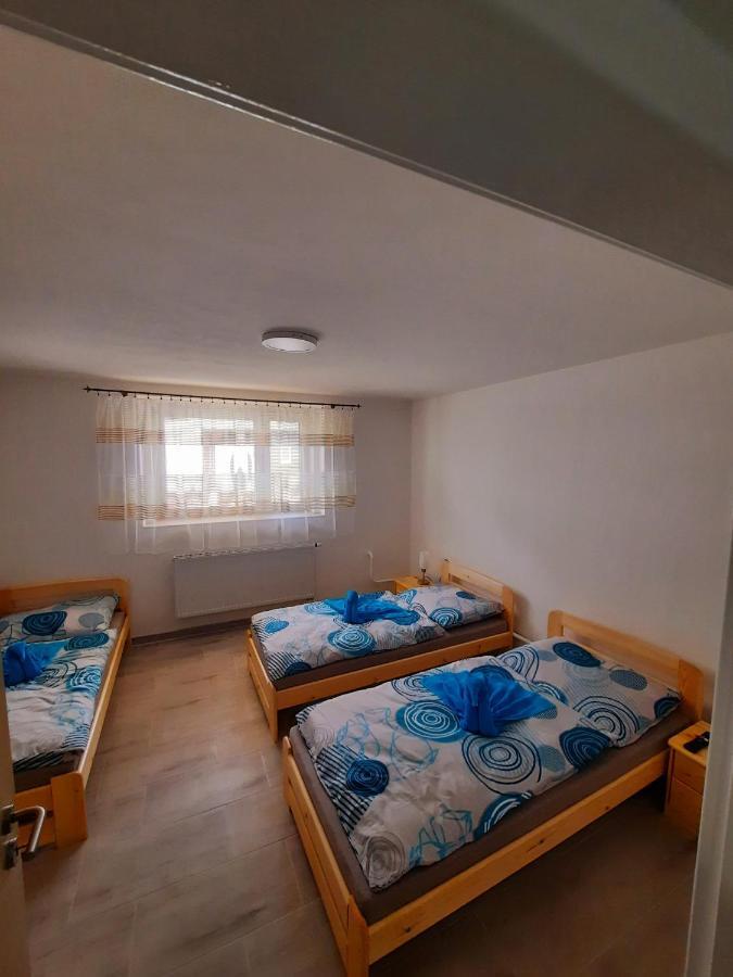 Apartman Sen Petrov Luaran gambar